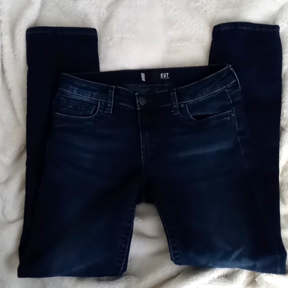 Kut from the Kloth jeans, Stevie Straight Leg jeans, size 6, dark wash